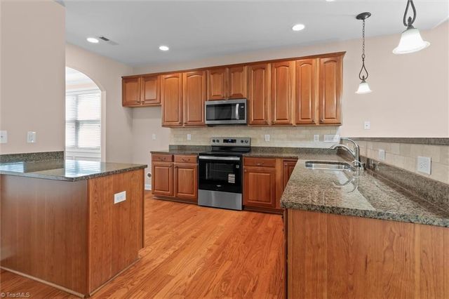 2472 Birch View Drive, High Point, NC 27265