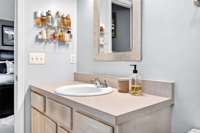 131 Erie Avenue, New Windsor, NY 12553