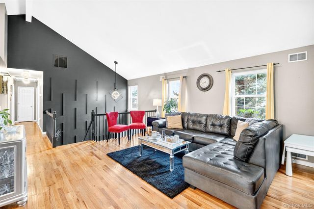 131 Erie Avenue, New Windsor, NY 12553