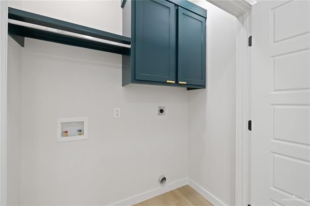 813 S Bicentennial Boulevard, Mcallen, TX 78501