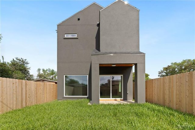 813 S Bicentennial Boulevard, Mcallen, TX 78501