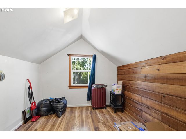 123 ELKAY Dr, Eugene, OR 97404