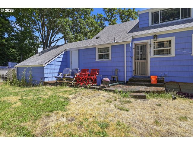 123 ELKAY Dr, Eugene, OR 97404