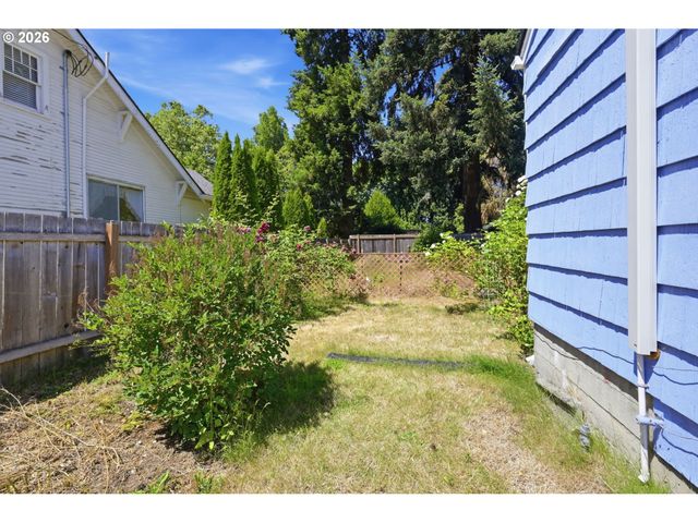 123 ELKAY Dr, Eugene, OR 97404