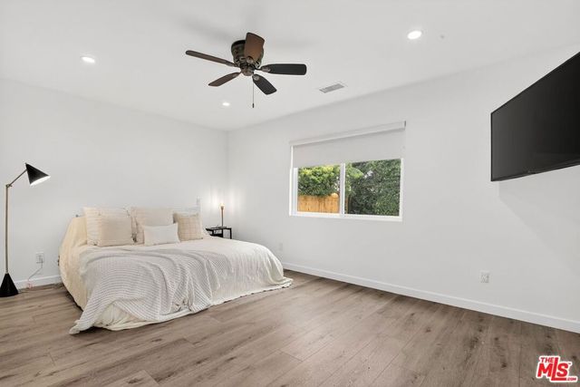 6565 Randi Avenue, Woodland Hills, CA 91303