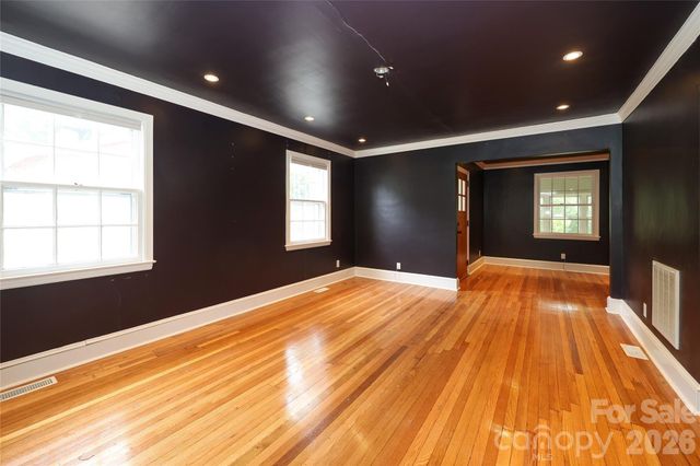1456 Briar Creek Road, Charlotte, NC 28205
