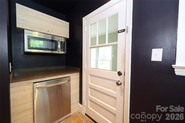 1456 Briar Creek Road, Charlotte, NC 28205
