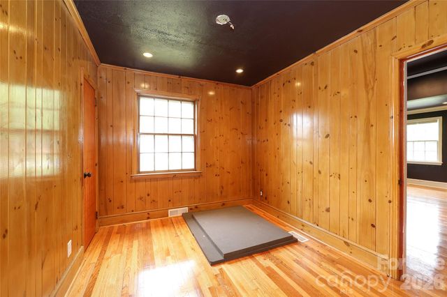 1456 Briar Creek Road, Charlotte, NC 28205
