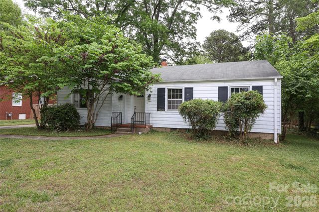 1456 Briar Creek Road, Charlotte, NC 28205
