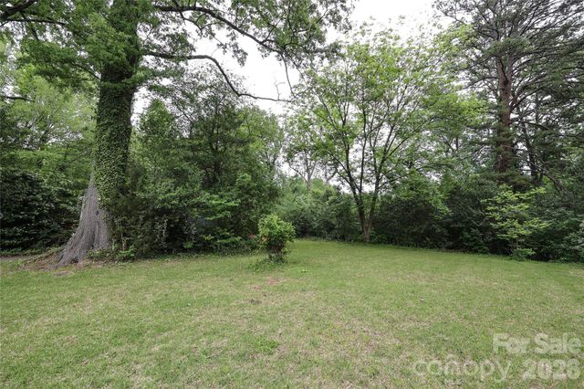 1456 Briar Creek Road, Charlotte, NC 28205