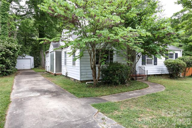 1456 Briar Creek Road, Charlotte, NC 28205