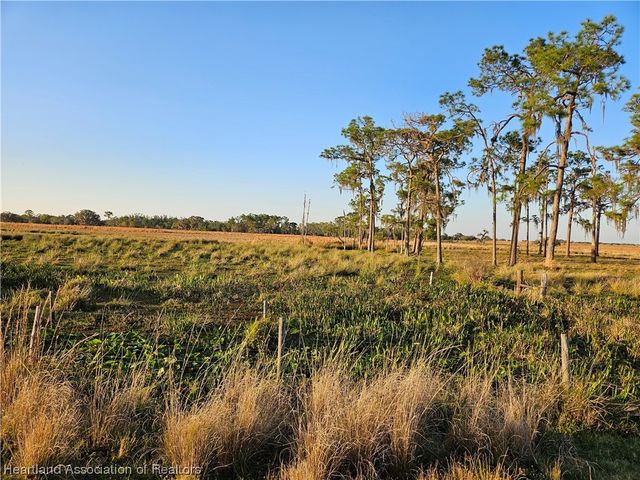 1000 Platt Creek Road, Venus, FL 33960