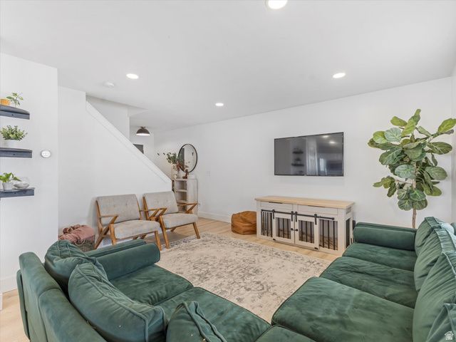 786 S 175 E, Layton, UT 84041