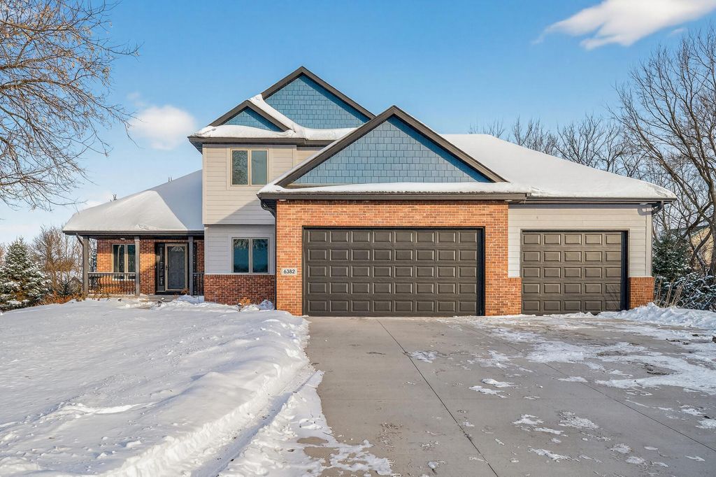 6382 209th Street N, Forest Lake, MN 55025