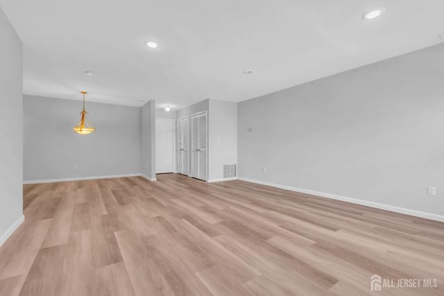 213 Main Street 17, Keansburg, NJ 07747