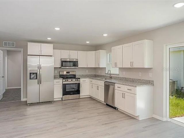 308 AVE P NW, Winter Haven, FL 33881