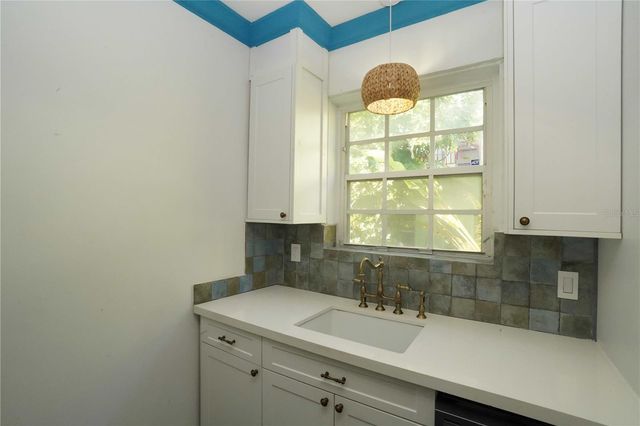 1605 MICHIGAN AVENUE 929, Miami Beach, FL 33139