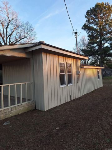 508 E 5th Street, Rector, AR 72461