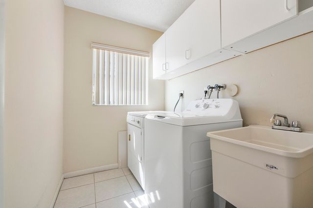 7484 NW 21st Street, Margate, FL 33063