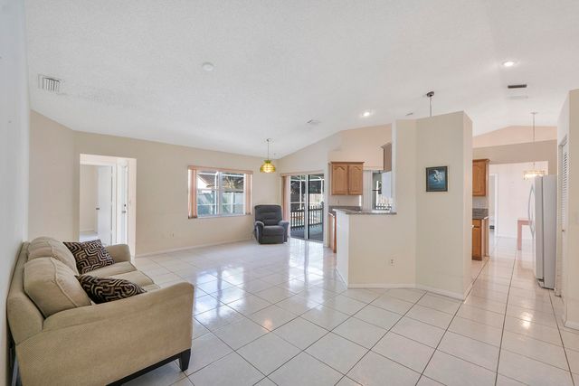 7484 NW 21st Street, Margate, FL 33063