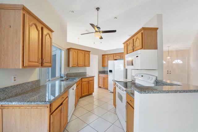 7484 NW 21st Street, Margate, FL 33063
