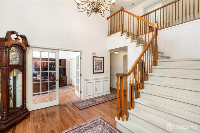 4 Bergen Drive, Cranbury, NJ 08512