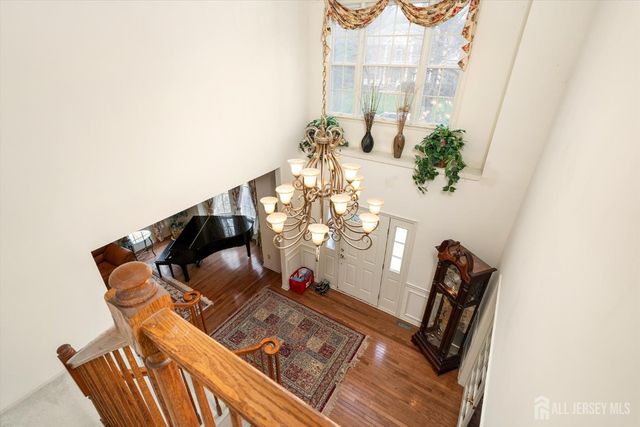 4 Bergen Drive, Cranbury, NJ 08512