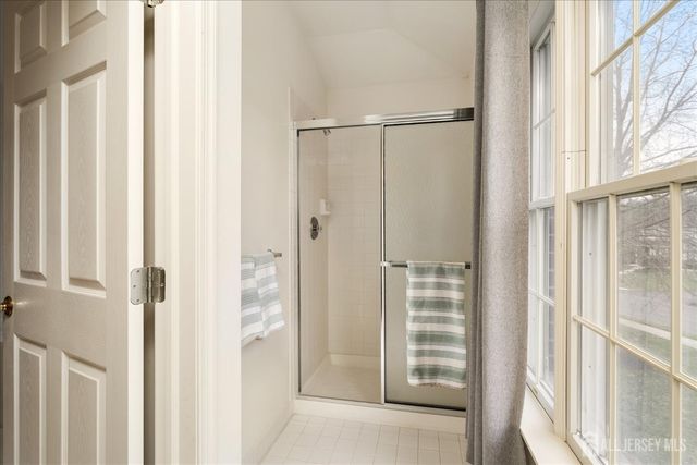 4 Bergen Drive, Cranbury, NJ 08512