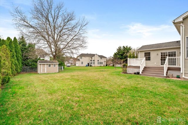 4 Bergen Drive, Cranbury, NJ 08512