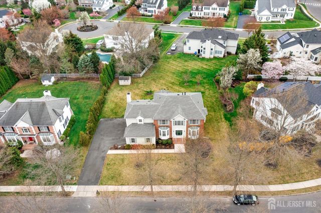 4 Bergen Drive, Cranbury, NJ 08512