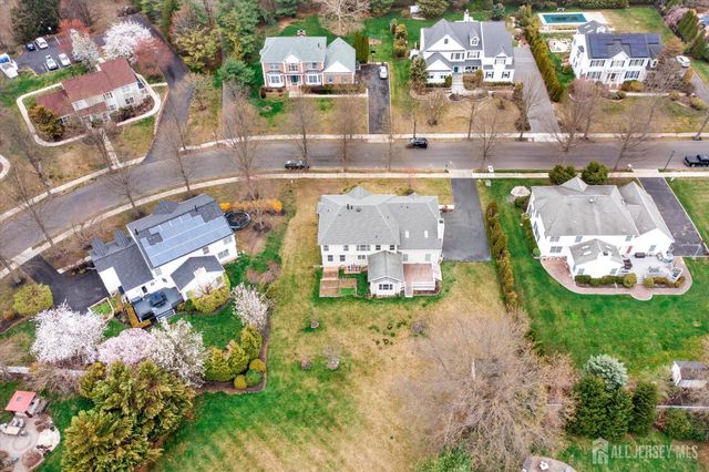 4 Bergen Drive, Cranbury, NJ 08512