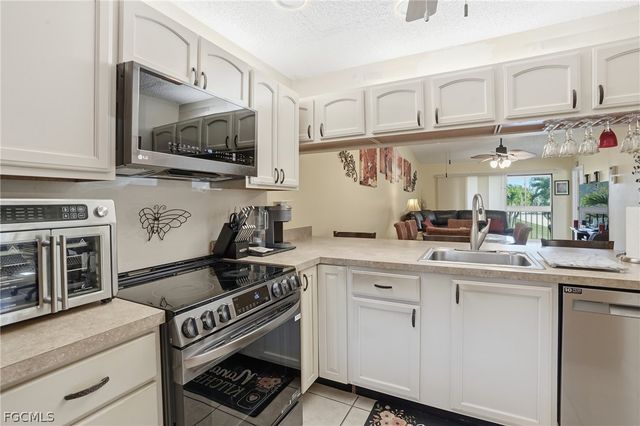 9315 Central Park DR 204, Fort Myers, FL 33919