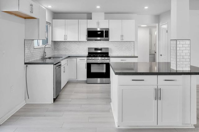 1583 Soma Pl, El Cajon, CA 92021