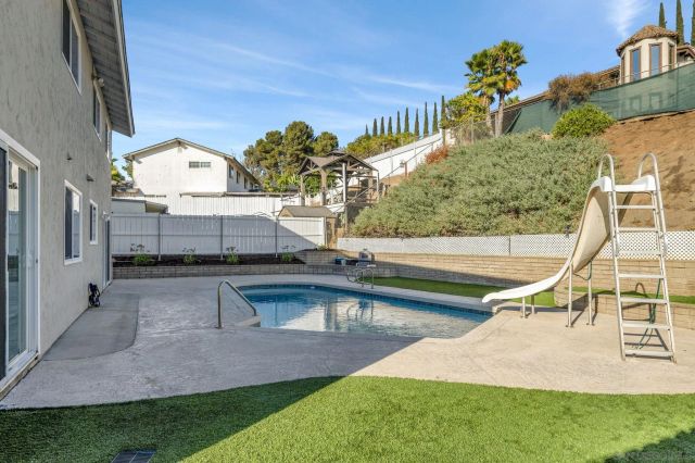 1583 Soma Pl, El Cajon, CA 92021