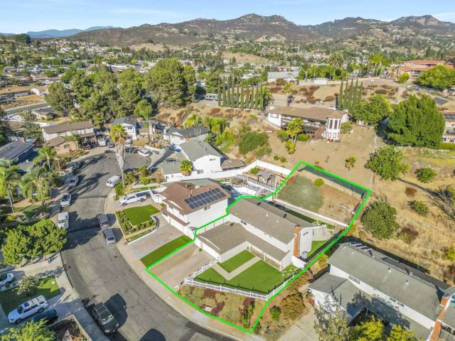 1583 Soma Pl, El Cajon, CA 92021