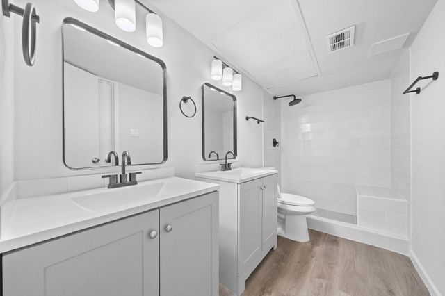 353 N Post Oak Lane 729, Houston, TX 77024