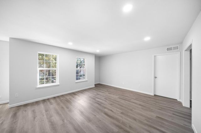353 N Post Oak Lane 729, Houston, TX 77024