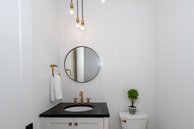 67 Cortes Drive, Westlake, TX 76262