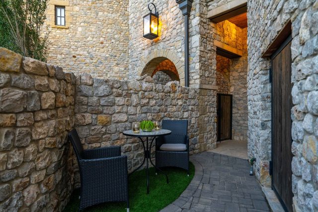 67 Cortes Drive, Westlake, TX 76262