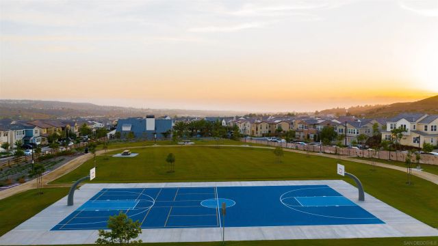 971 Camino Levante, Chula Vista, CA 91913