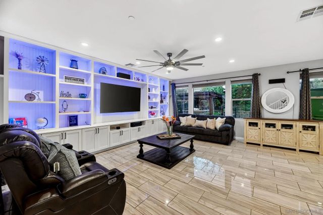 971 Camino Levante, Chula Vista, CA 91913