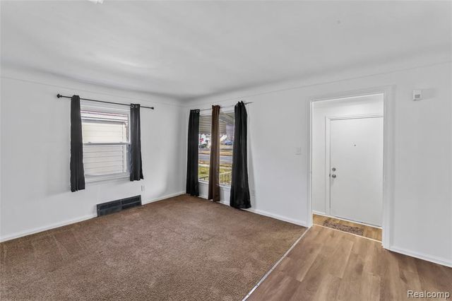 9099 Stout Street, Detroit, MI 48228