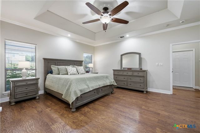 1413 Country Hills Drive, La Vernia, TX 78121
