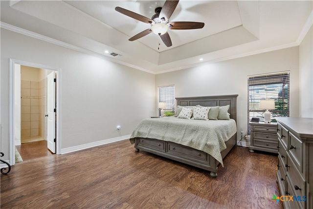 1413 Country Hills Drive, La Vernia, TX 78121