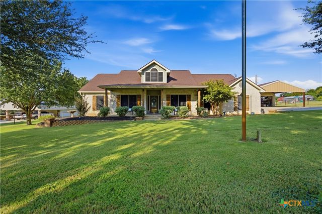1413 Country Hills Drive, La Vernia, TX 78121