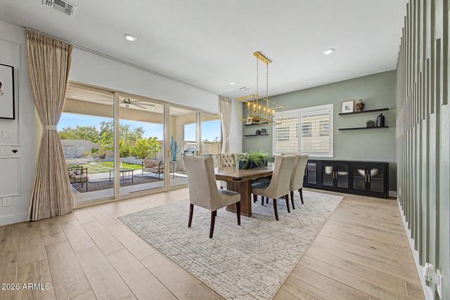 1325 E NARROWLEAF Drive, Gilbert, AZ 85298