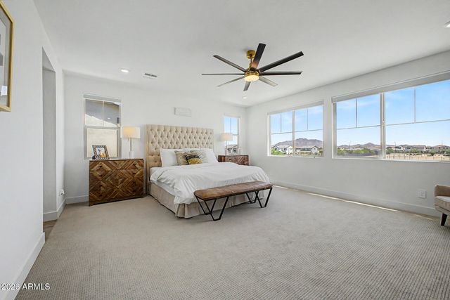 1325 E NARROWLEAF Drive, Gilbert, AZ 85298
