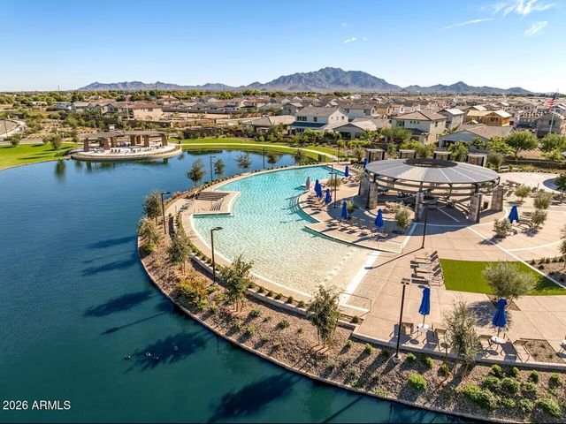 1325 E NARROWLEAF Drive, Gilbert, AZ 85298