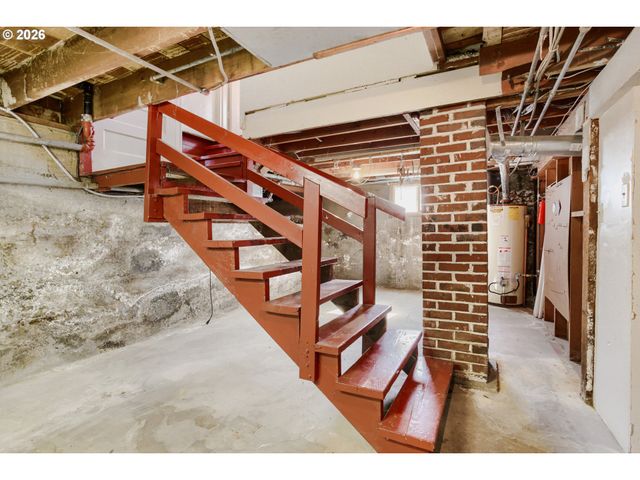 1135 B St, Washougal, WA 98671