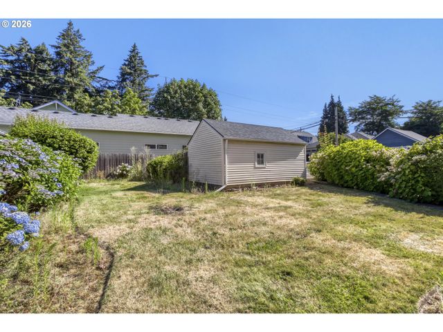 1135 B St, Washougal, WA 98671